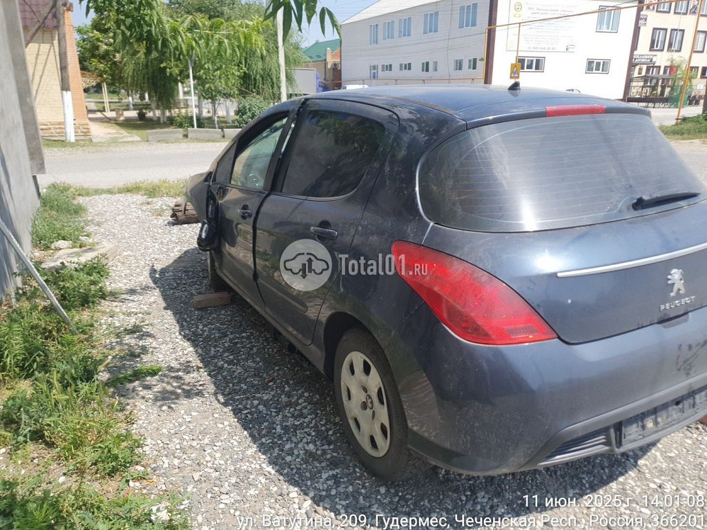 Фото Peugeot 308 28