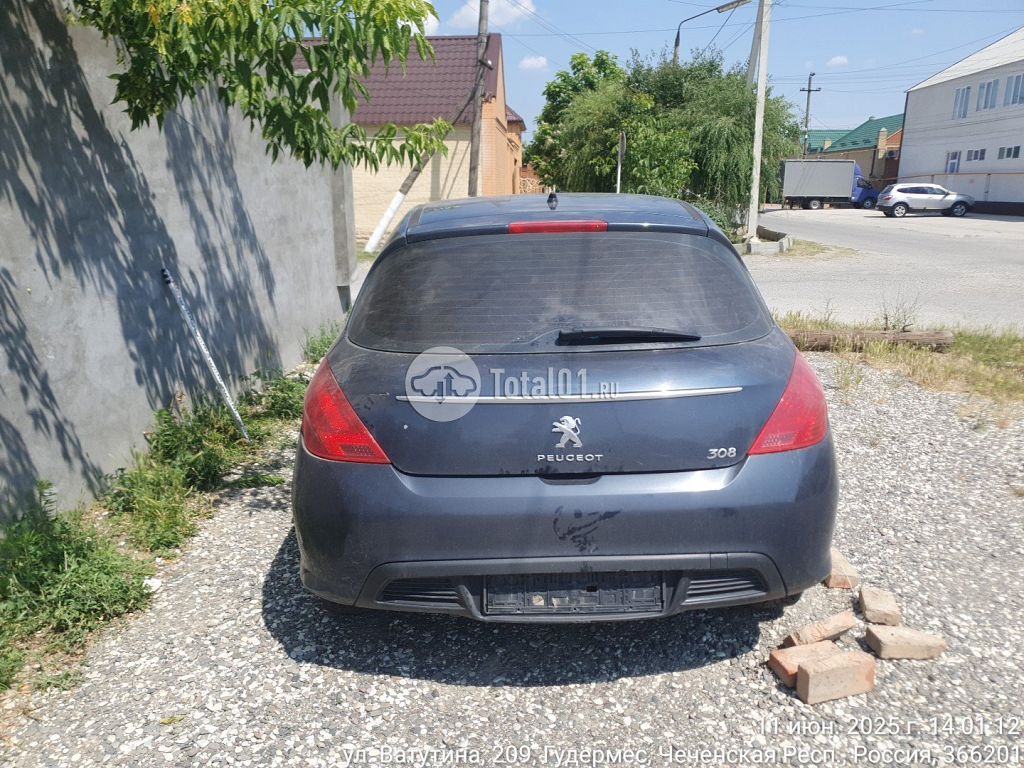 Фото Peugeot 308 30