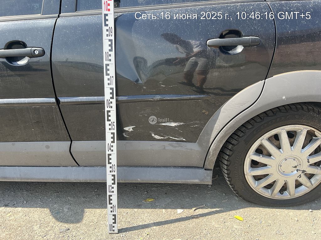 Фото Pontiac Vibe 10