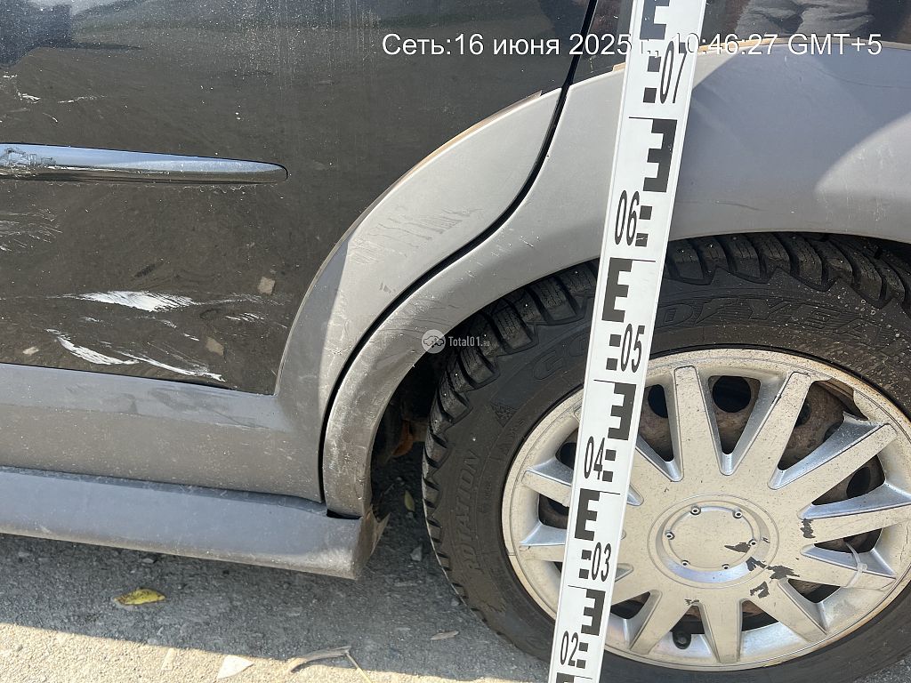Фото Pontiac Vibe 12