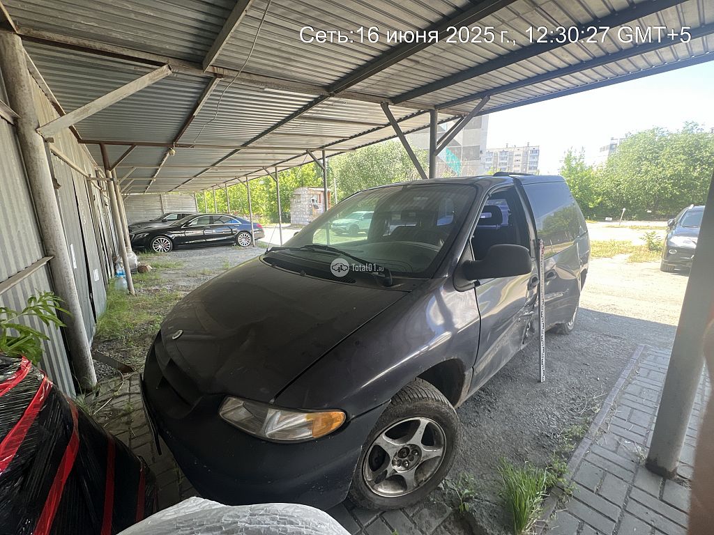 Фото Chrysler Voyager 2
