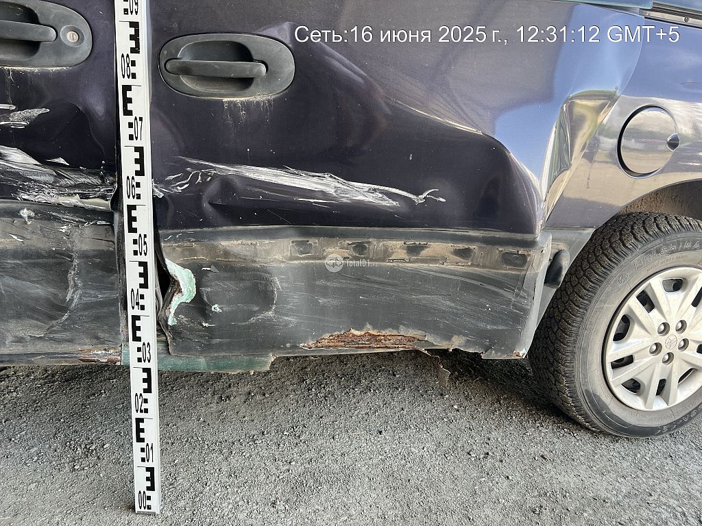Фото Chrysler Voyager 18