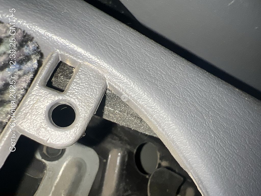 Фото Chrysler Voyager 116