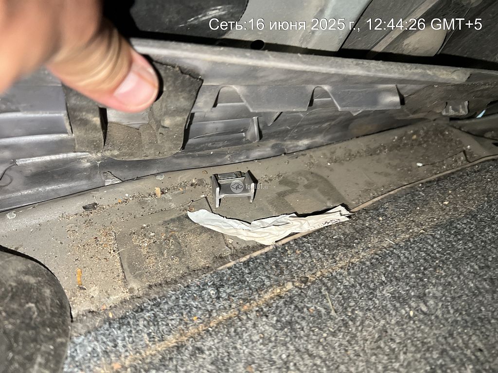Фото Chrysler Voyager 180