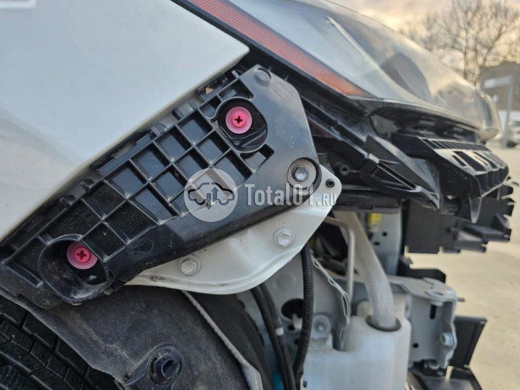 Фото Toyota Harrier 136