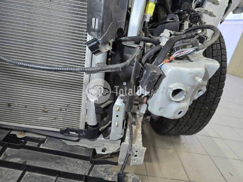 Фото Toyota Harrier 196