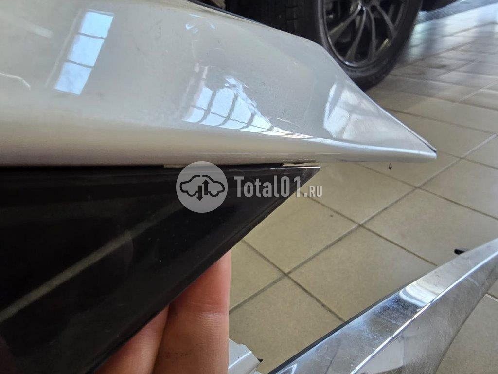 Фото Toyota Harrier 240
