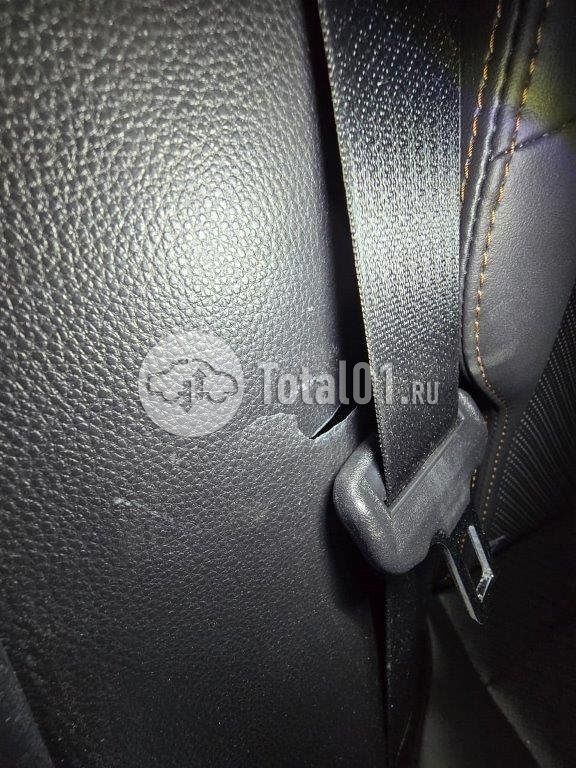 Фото Toyota Harrier 428
