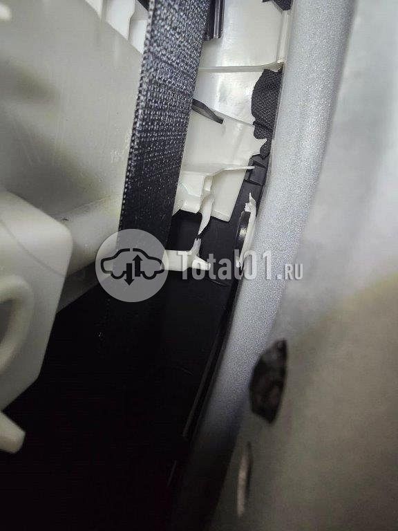 Фото Toyota Harrier 436