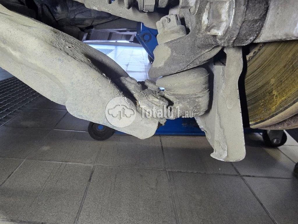 Фото Toyota Harrier 450