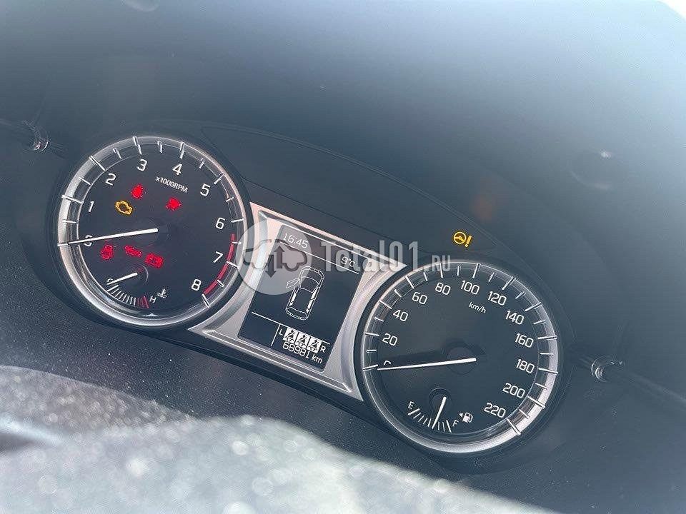 Фото Suzuki Vitara 4