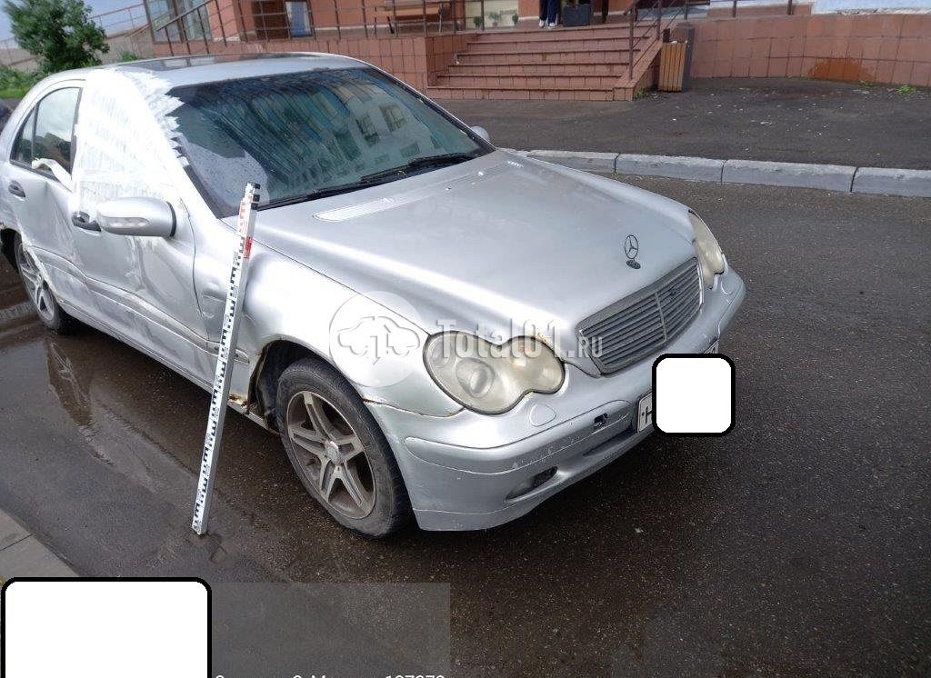 Фото Mercedes-Benz C-класс 2