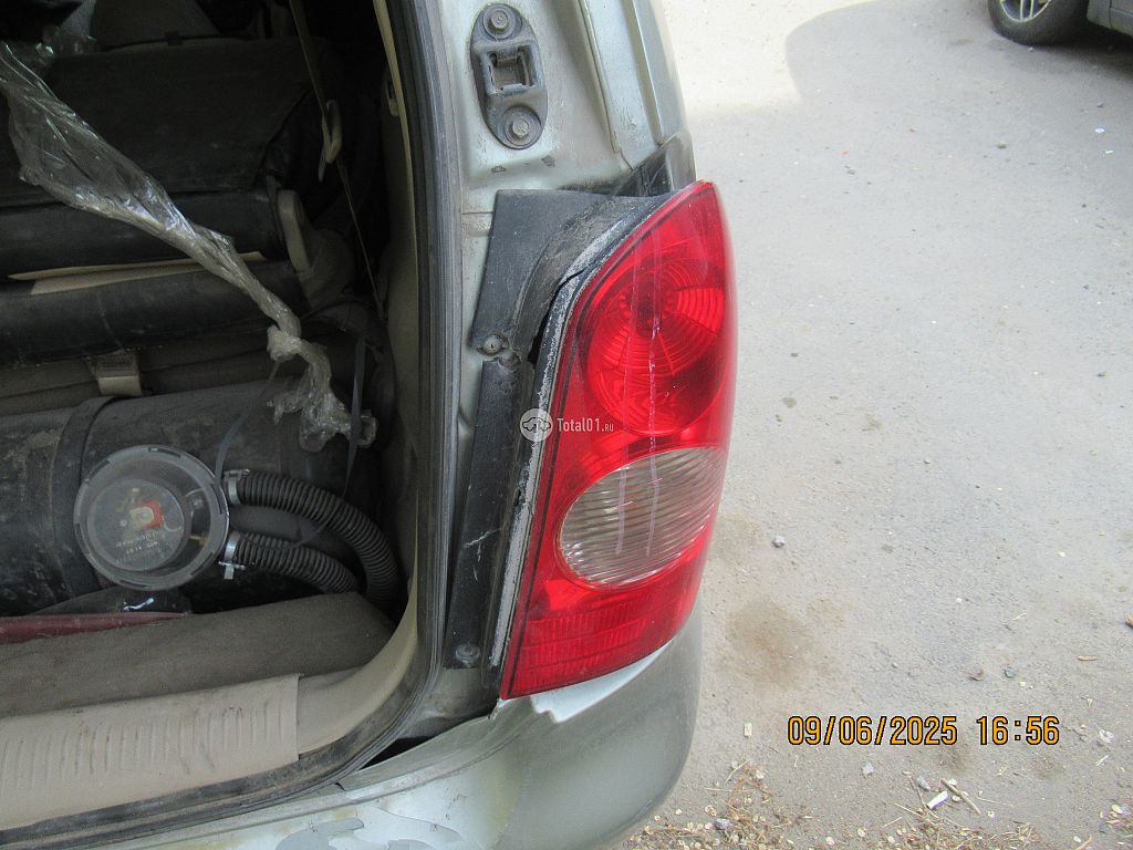 Фото Mazda MPV 54