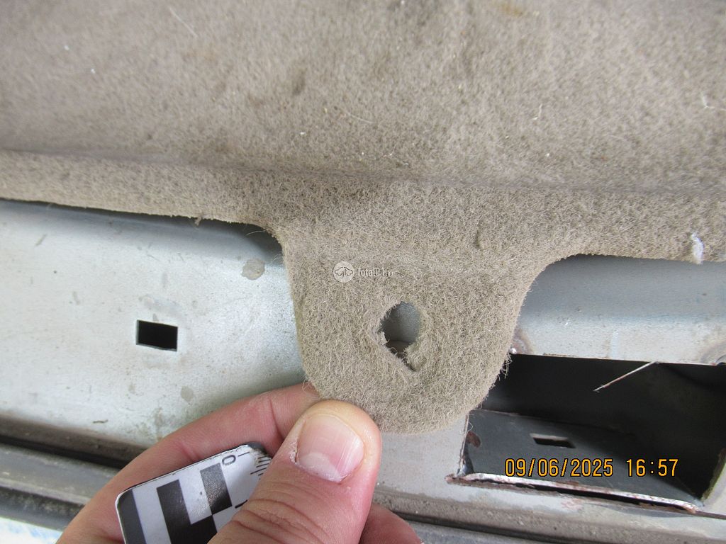 Фото Mazda MPV 68