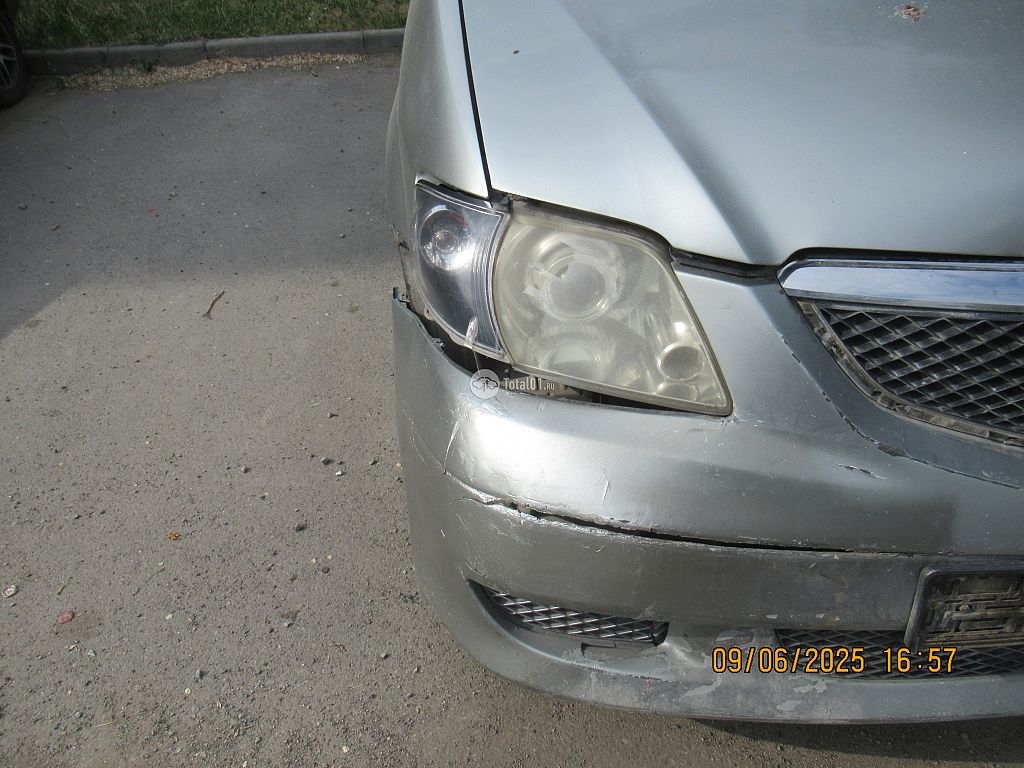 Фото Mazda MPV 90