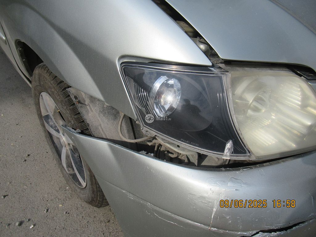 Фото Mazda MPV 124
