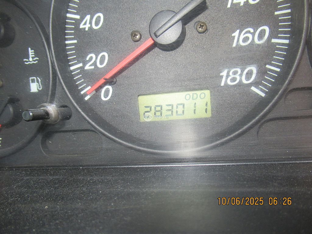 Фото Mazda Premacy 12