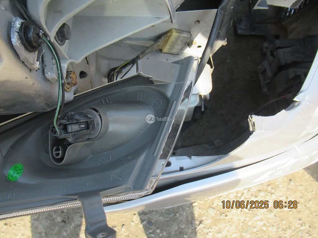 Фото Mazda Premacy 54