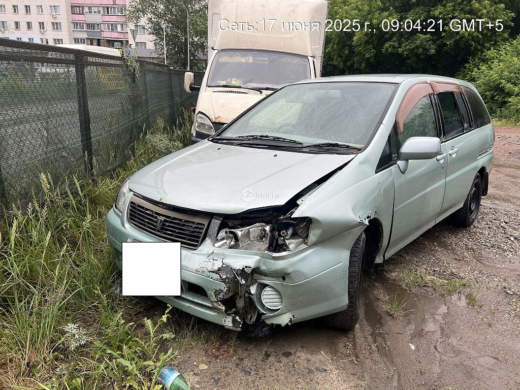 Фото Nissan Liberty 6