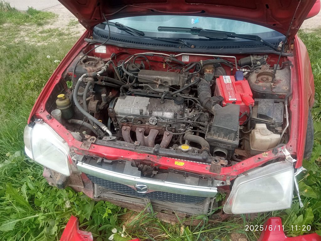 Фото Mazda 323 22