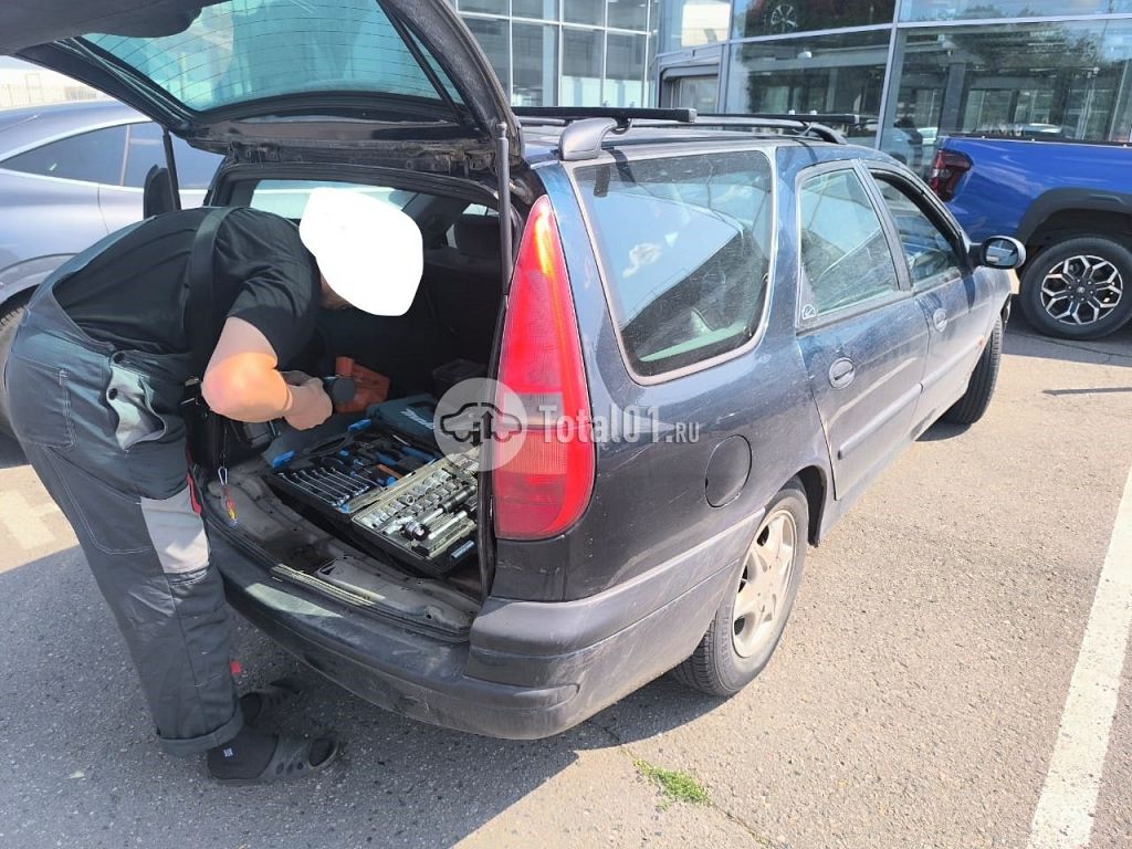 Фото Renault Laguna 6