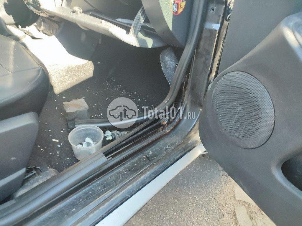 Фото Nissan Terrano 342