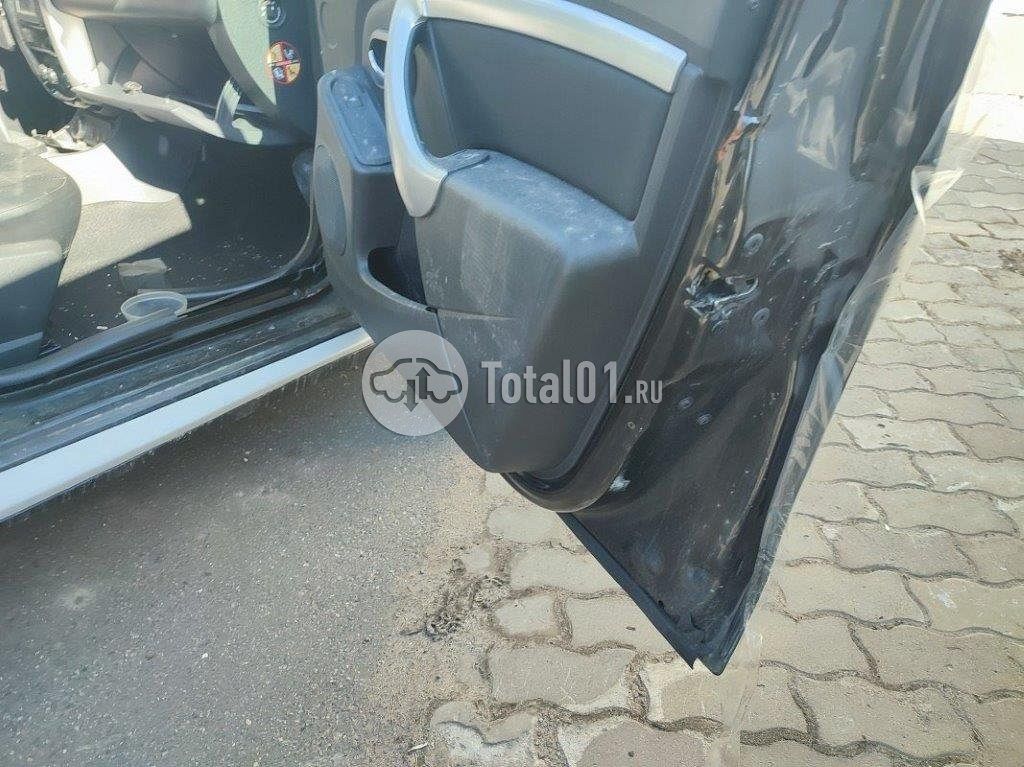 Фото Nissan Terrano 410