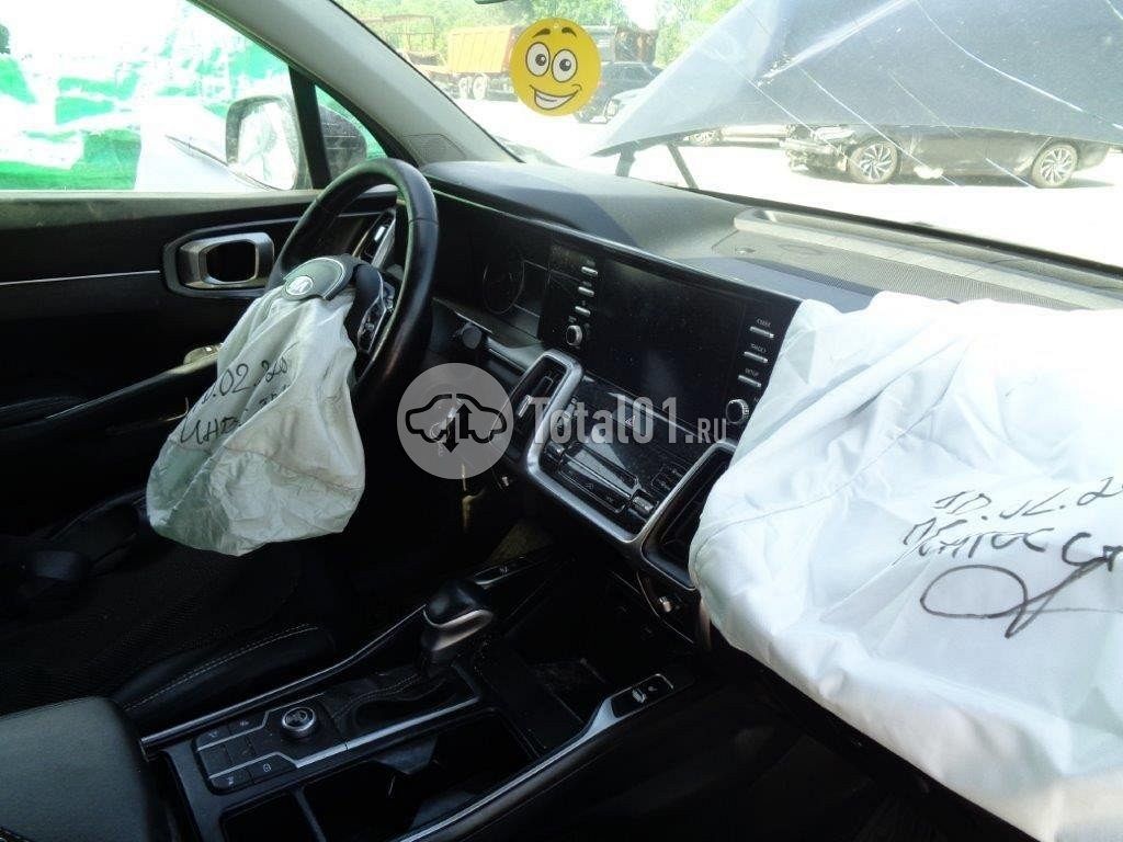 Фото KIA Sorento 14