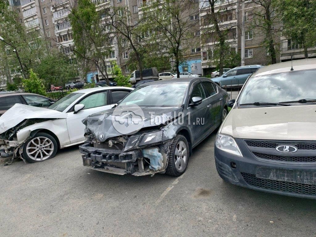 Фото Skoda Octavia 104