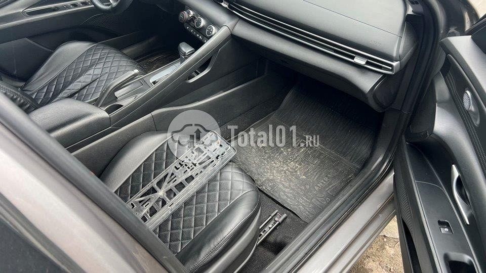 Фото Hyundai Elantra 10
