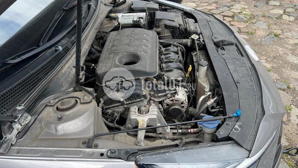 Фото Hyundai Elantra 34