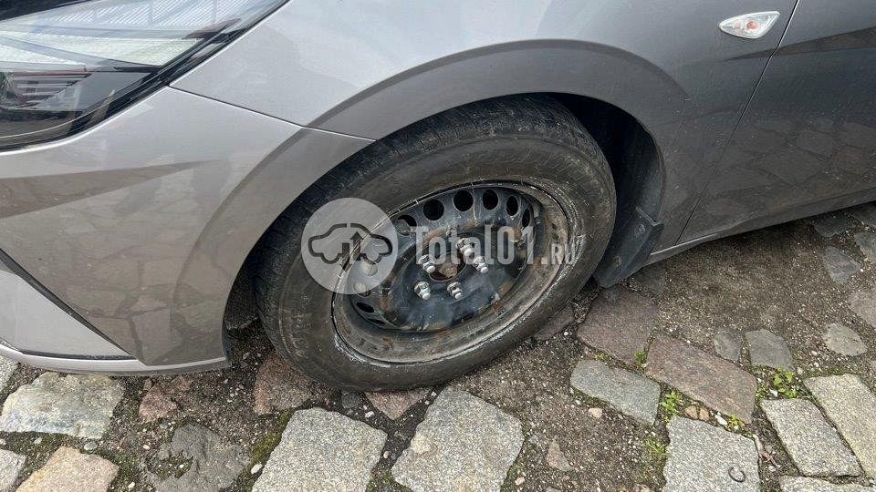 Фото Hyundai Elantra 52