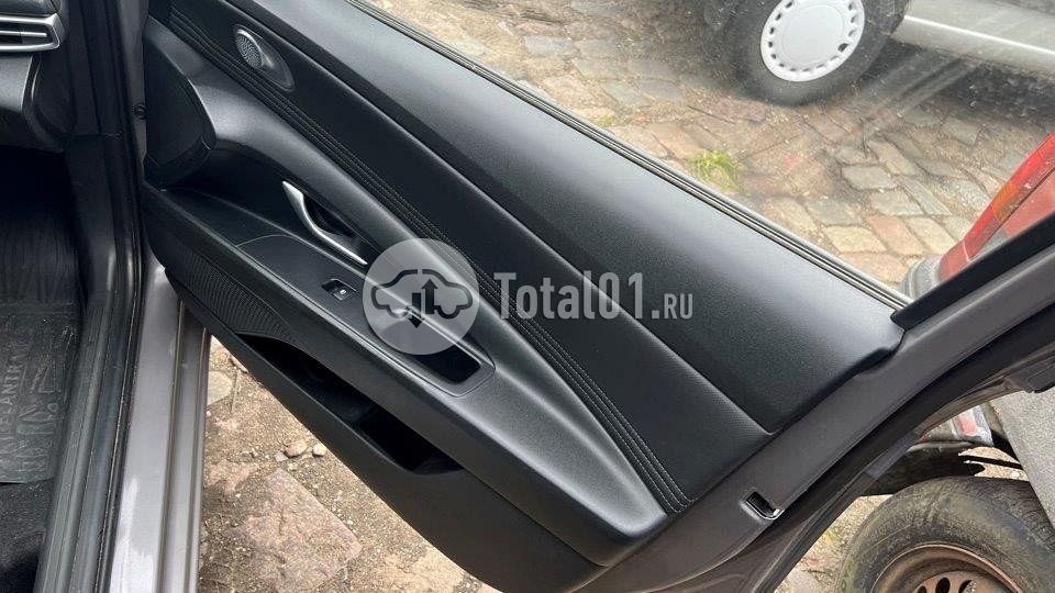 Фото Hyundai Elantra 56