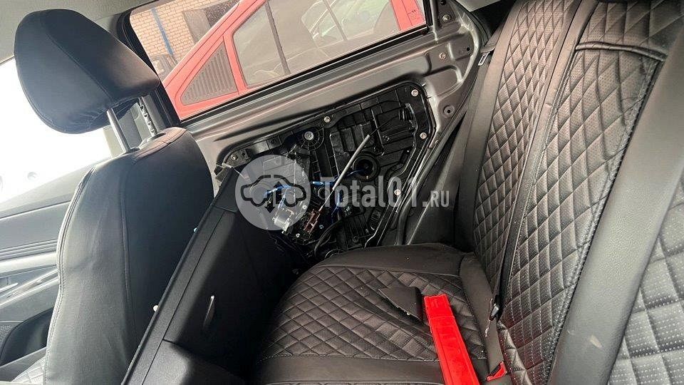 Фото Hyundai Elantra 64