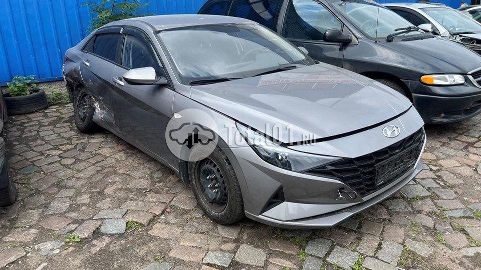 Фото Hyundai Elantra 72