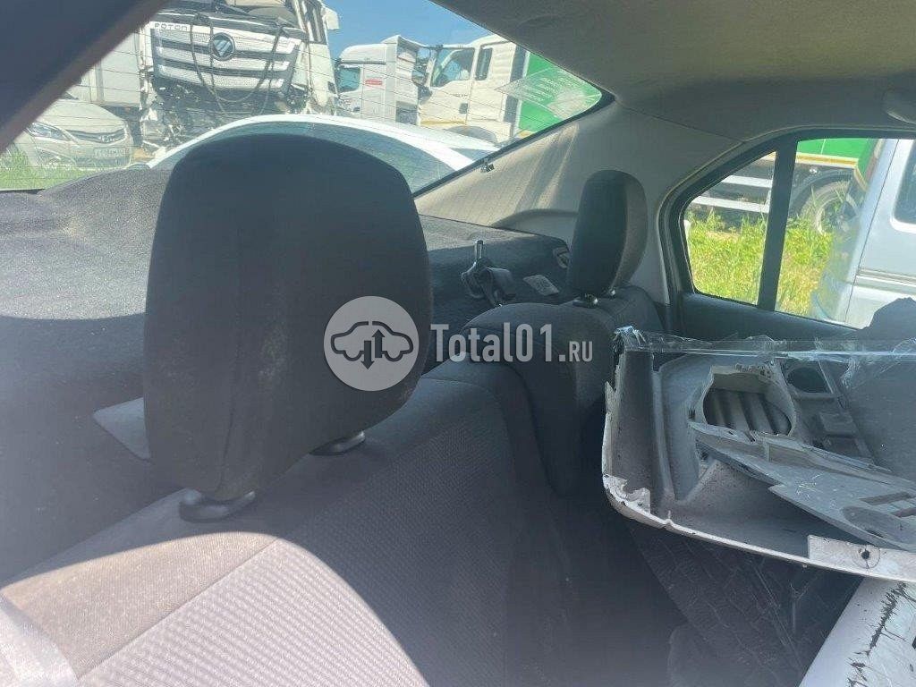 Фото Renault Logan 16