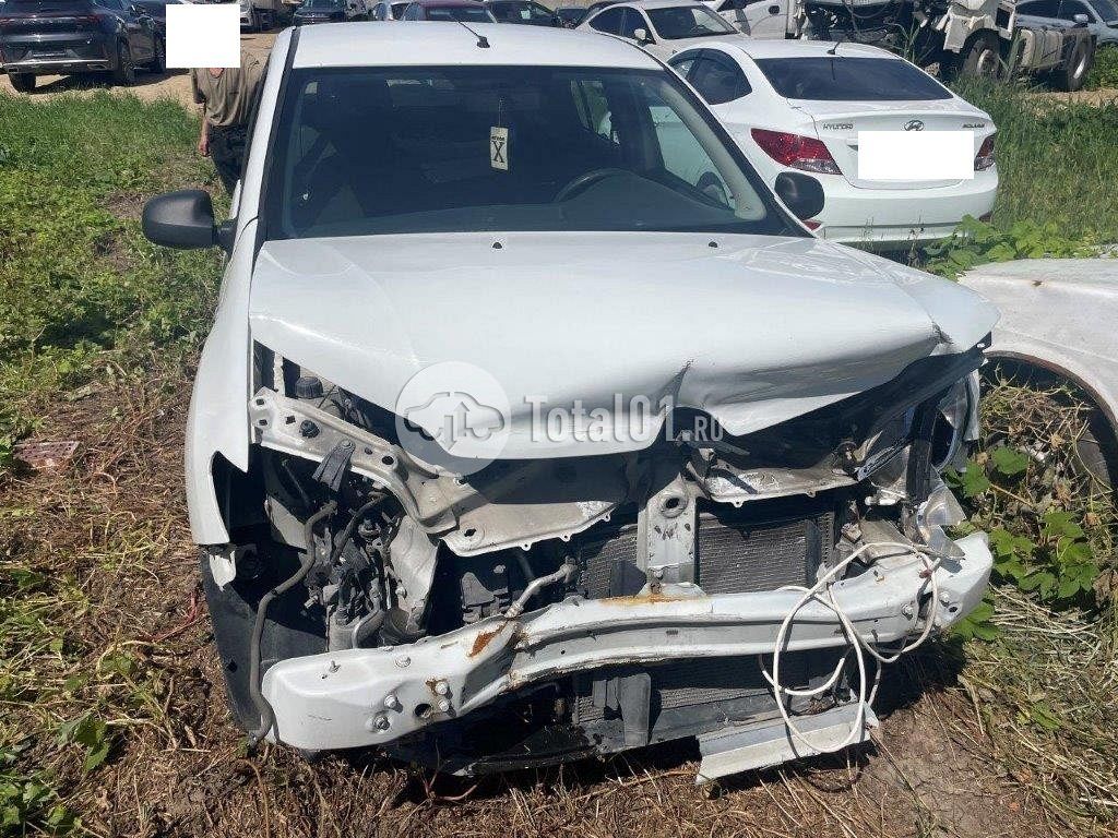 Фото Renault Logan 48