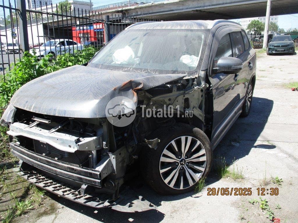 Фото Mitsubishi Outlander 8