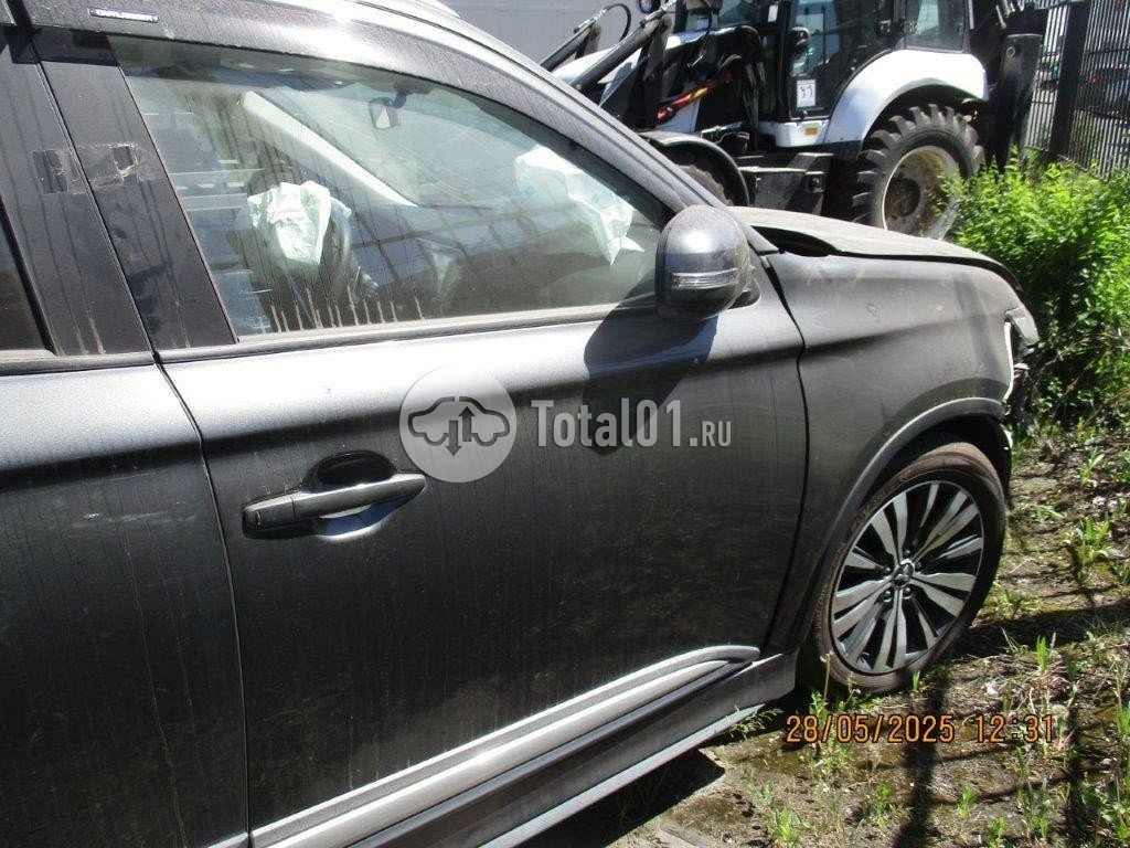 Фото Mitsubishi Outlander 22