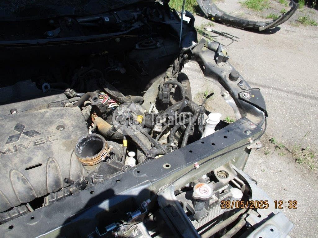 Фото Mitsubishi Outlander 38