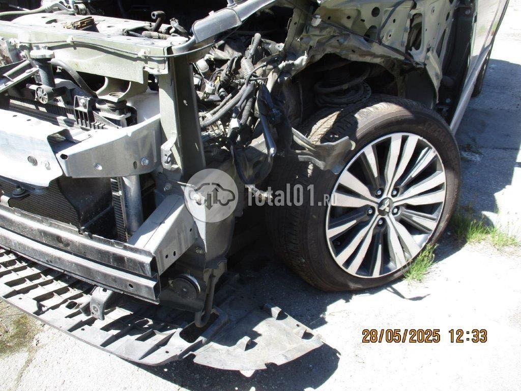 Фото Mitsubishi Outlander 70