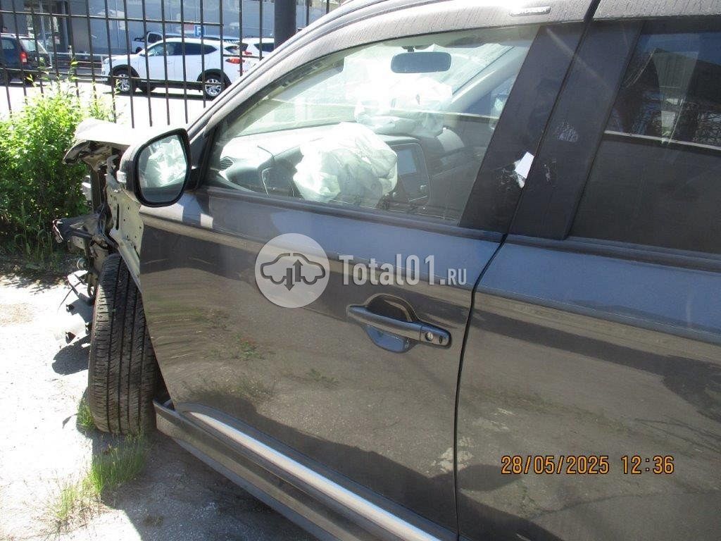Фото Mitsubishi Outlander 136