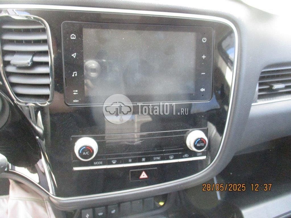 Фото Mitsubishi Outlander 166