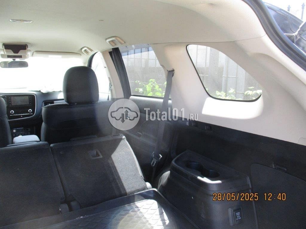 Фото Mitsubishi Outlander 250