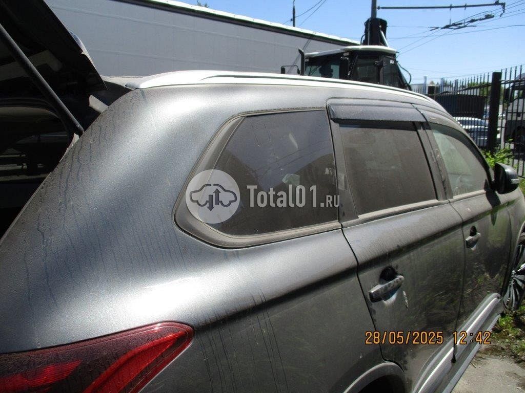 Фото Mitsubishi Outlander 272