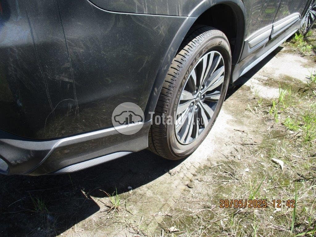 Фото Mitsubishi Outlander 274