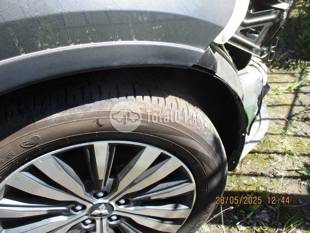 Фото Mitsubishi Outlander 334