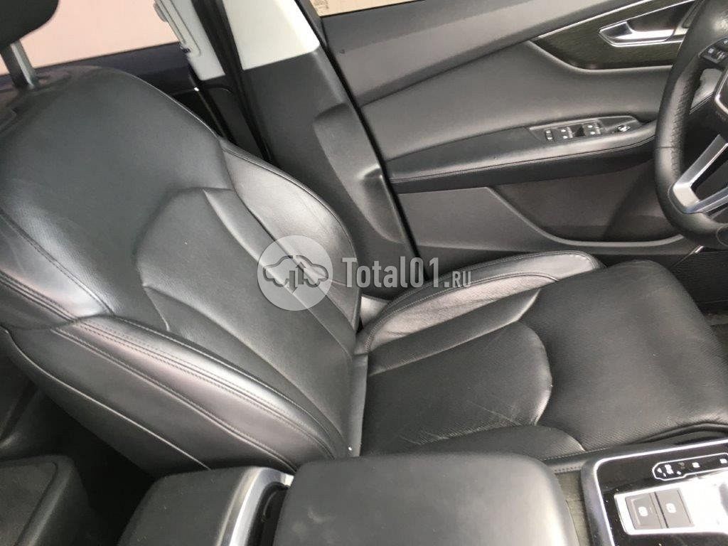 Фото Audi Q7 60