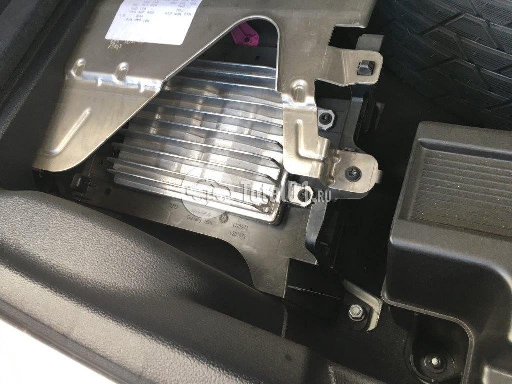 Фото Audi Q7 102