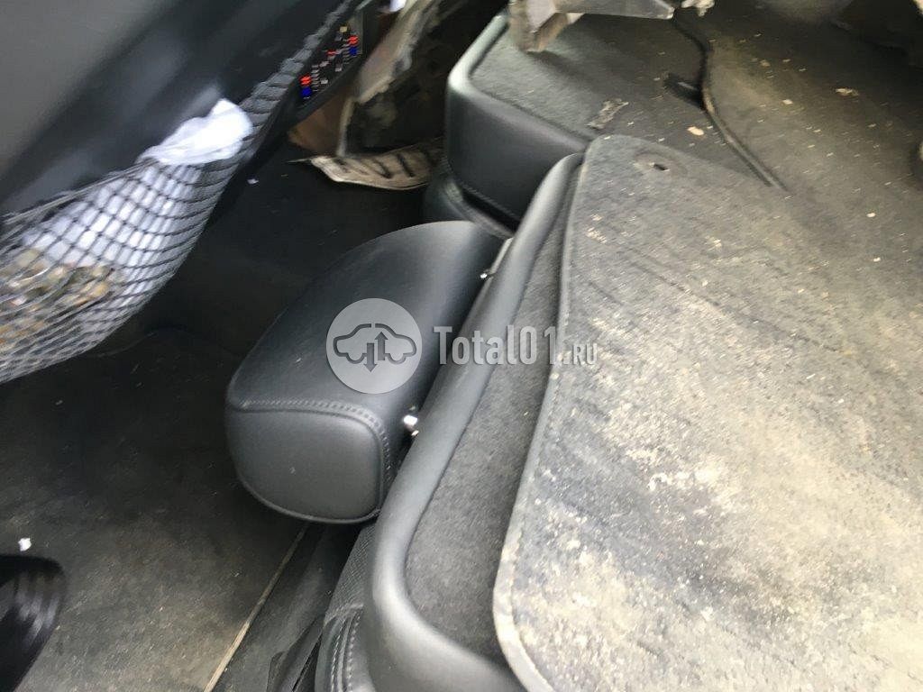 Фото Audi Q7 128